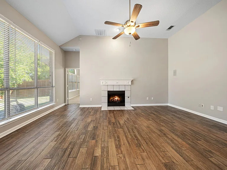 7512 Brookview Dr — Photo 16