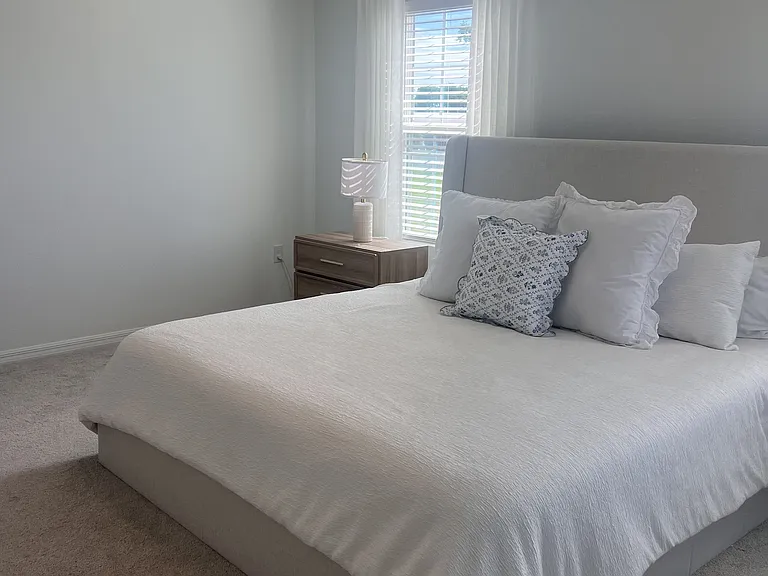 266 Thompson Village Ave — Photo 7