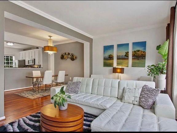 4th image of 4110 Fountainside Ln