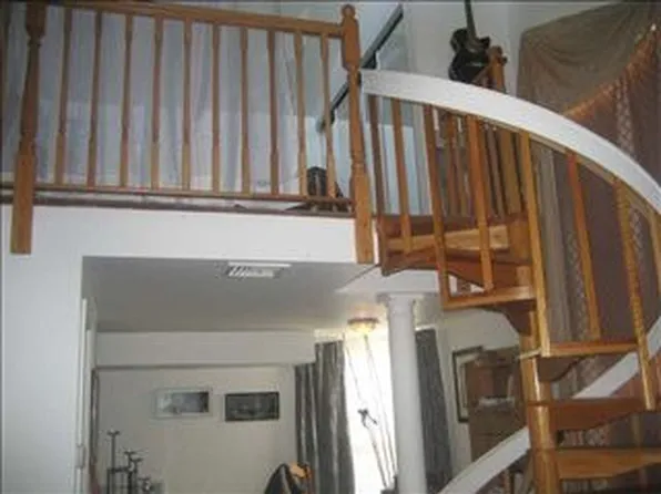 319 Broadway, Bayonne, NJ 07002