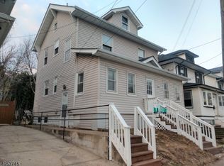 135 Hollywood Ave, Hillside, NJ 07205