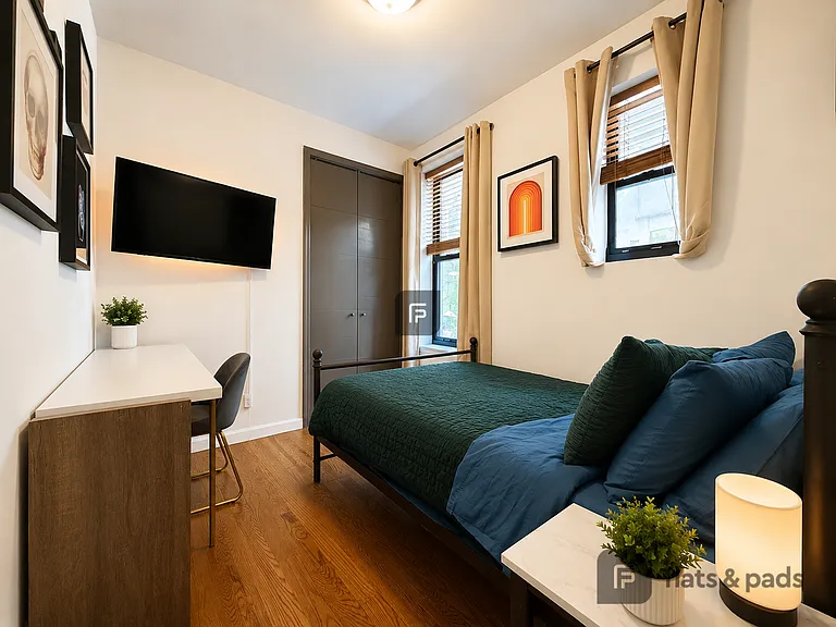 724 Franklin Ave #1F — Photo 6