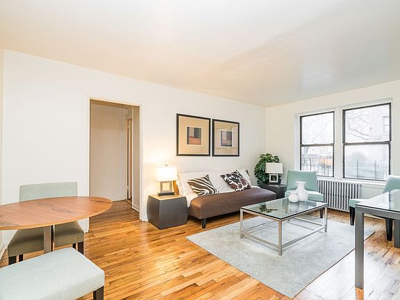 5th image of 3501 Foster Ave APT 1D