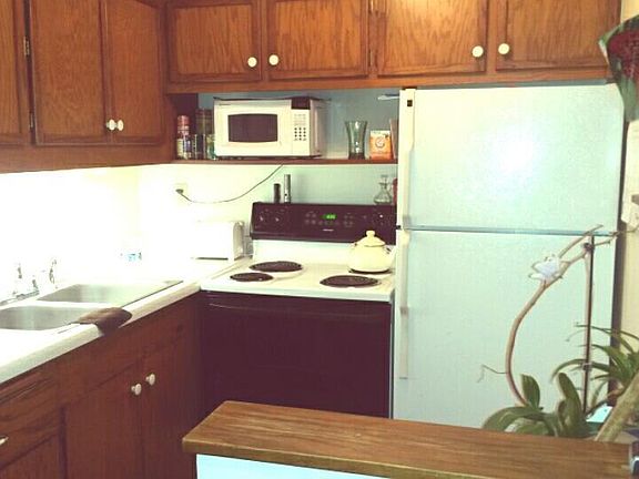 2nd image of 3333 5th Ave Unit 6A