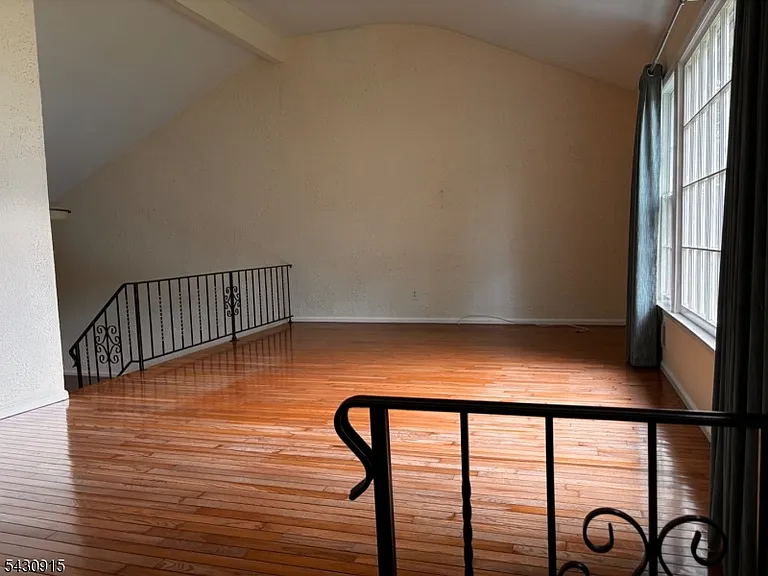 68 Meadowbrook Rd — Photo 3