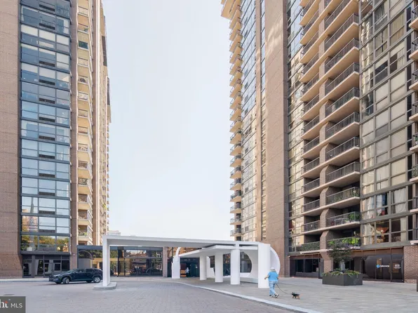 241 S 6th St APT 311A, Philadelphia, PA 19106