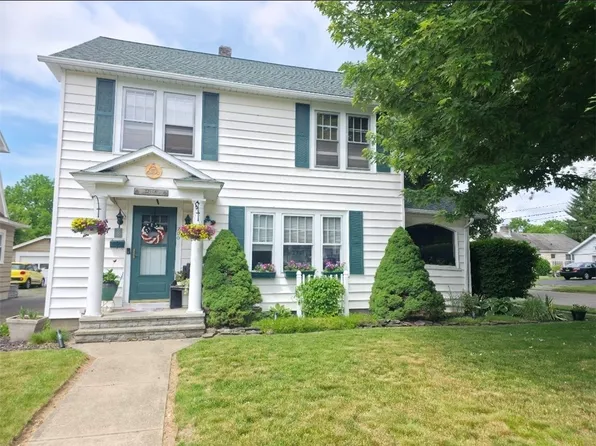 700 Perine St, Elmira, NY 14904