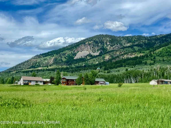 102 Piute Dr, Thayne, WY 83127