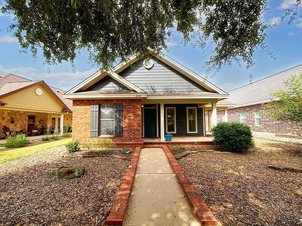 1st image of 2027 Cotton Blvd