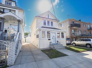 10921 114th St, South Ozone Park, NY 11420