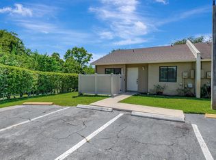 10323 Boca Bnd W #W-K1, Boca Raton, FL 33428