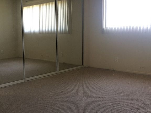 5th image of 1114 12th St APT 307