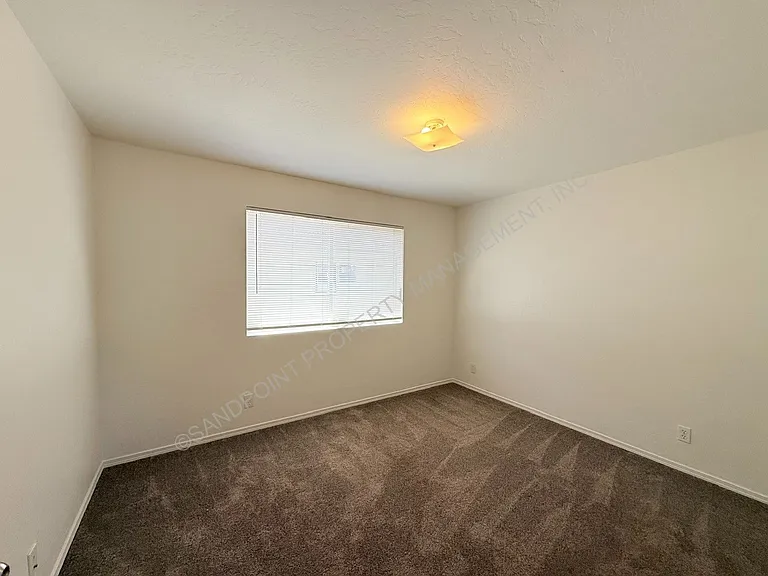 327 Olive St #C — Photo 19