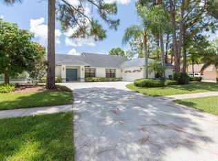 13734 Callington Dr, Wellington, FL 33414