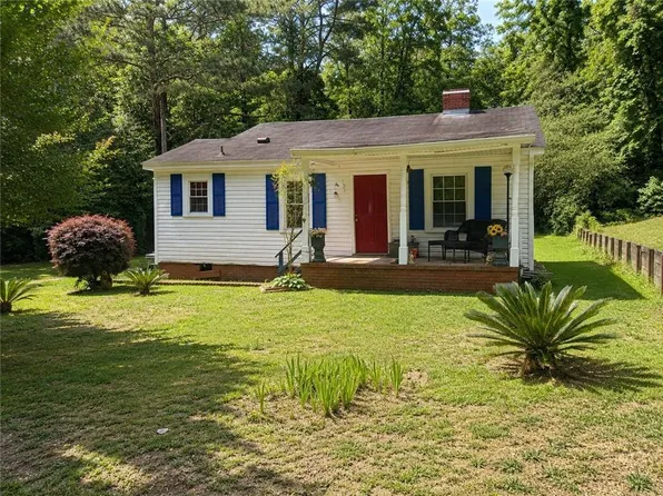 2701 11th Pl, Phenix City, AL 36869