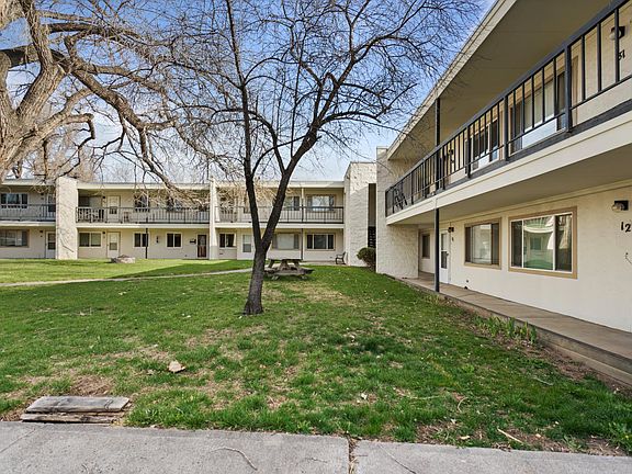 2nd image of 2717 Glenwood Dr APT 16
