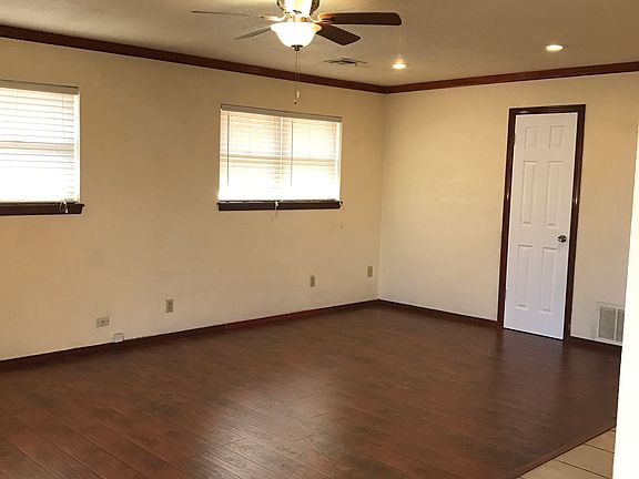 2nd image of 716 Flamingo Ave