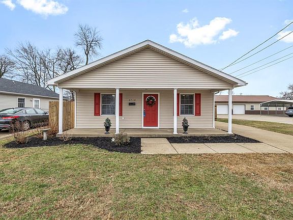 2nd image of 2712 Daviess St