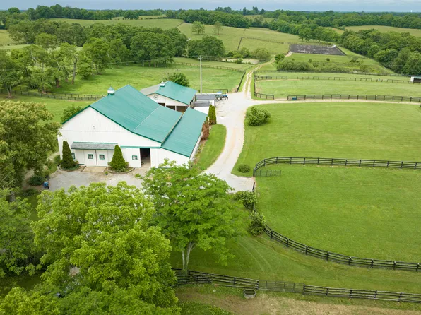 1013 Hill Rd #1027, Paris, KY 40361