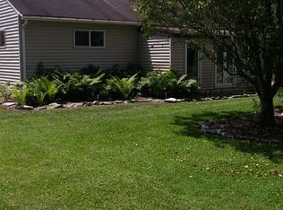 3423 S Cedar Crest Cir, Fort Wayne, IN 46809