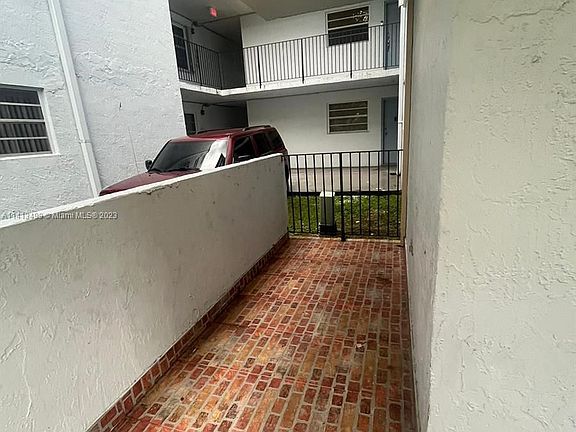 5th image of 1221 SW 122nd Ave APT 110