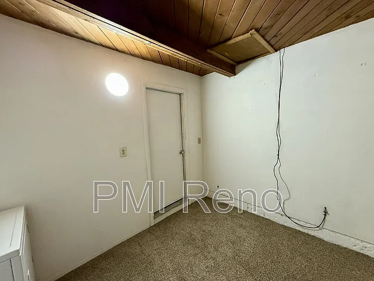 335 Denslowe Dr — Photo 12