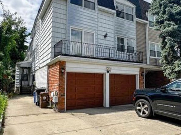 15-80 Waters Edge Dr #2