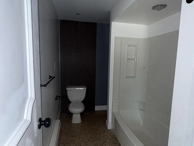 132 E Main St #1C — Photo 13