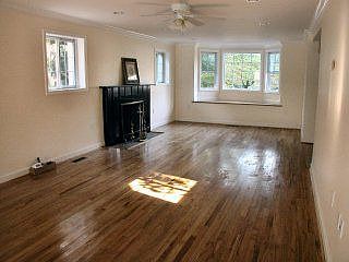 3rd image of 901 Hillwood Ave