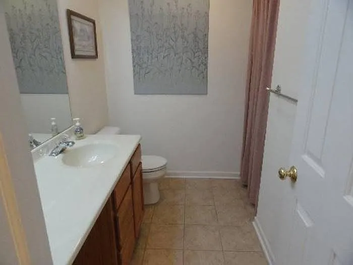 1119 Penny Ln — Photo 10