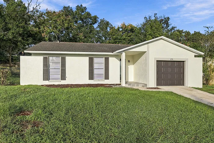 250 Crestview Dr