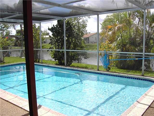 1st image of 8550 NW 52nd Ct