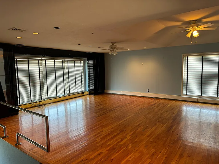 756 Caldwell Ave — Photo 1