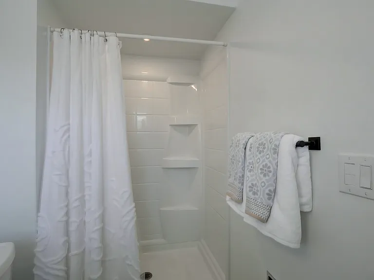 Master Bathroom Step Free Showe
