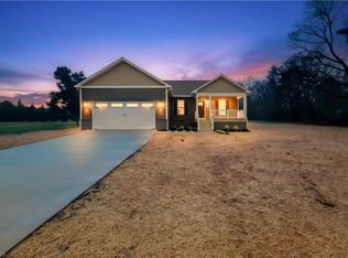 242 Bradley Farm Rd, Statesville, NC 28625