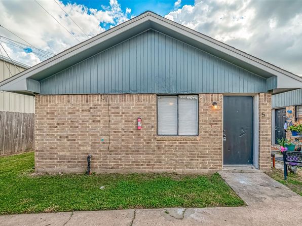 8814 Manus St APT 5