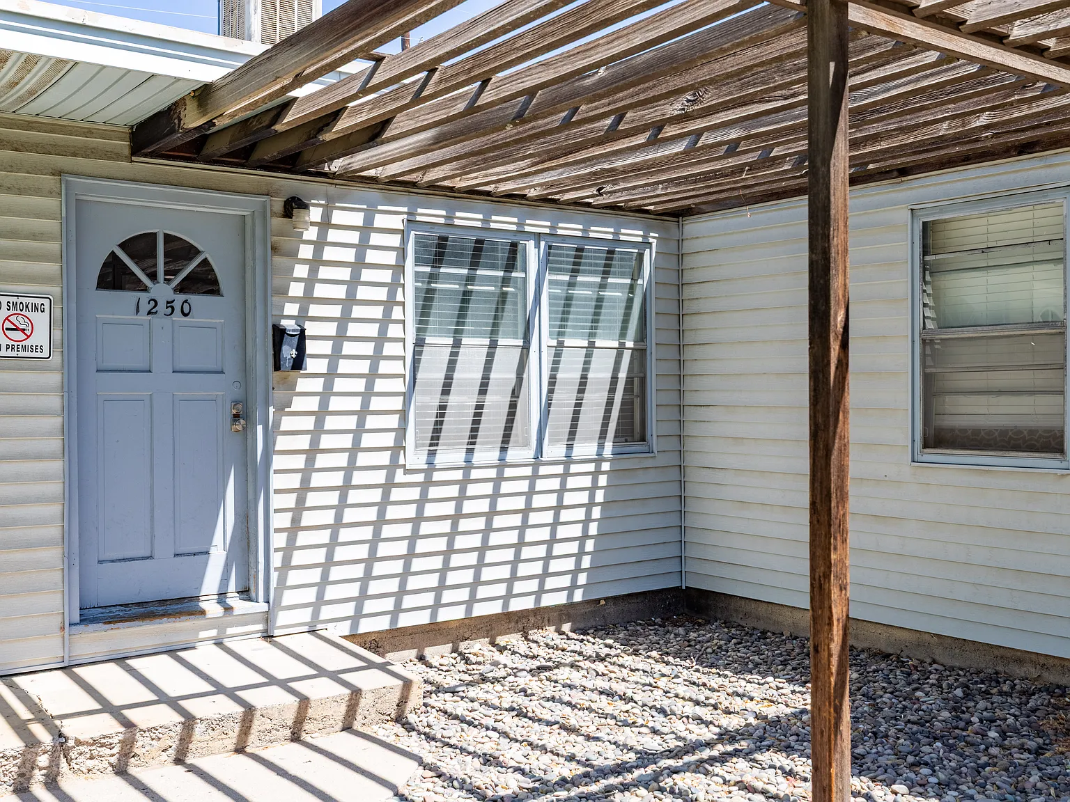 2 bed, 672 sqft, $1,600 — Photo 3