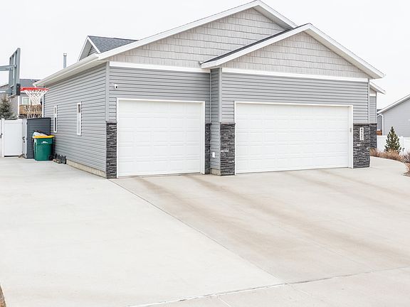 3rd image of 4721 Kites Ln