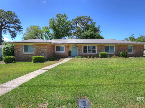 554 Jan Dr, Fairhope, AL 36532