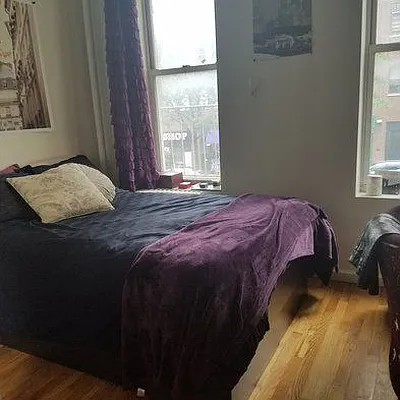 Rented by Chartwell Manhattan Realty | media 12