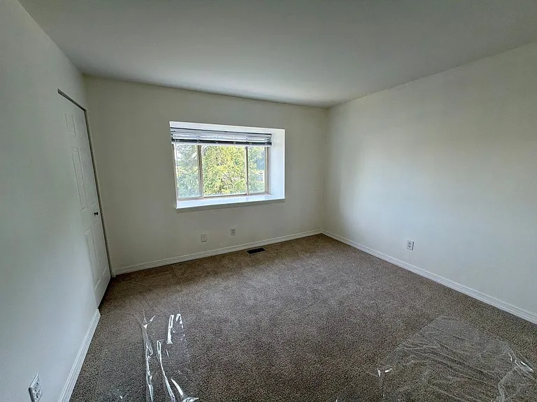 605 Cobble Creek Curv — Photo 17