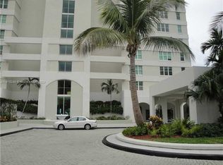 800 Claughton Island Dr APT 1702, Miami, FL 33131