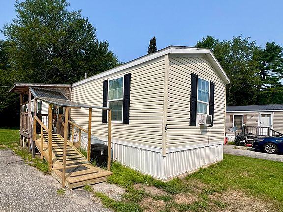 2nd image of 29 Sabattus Creek Drive