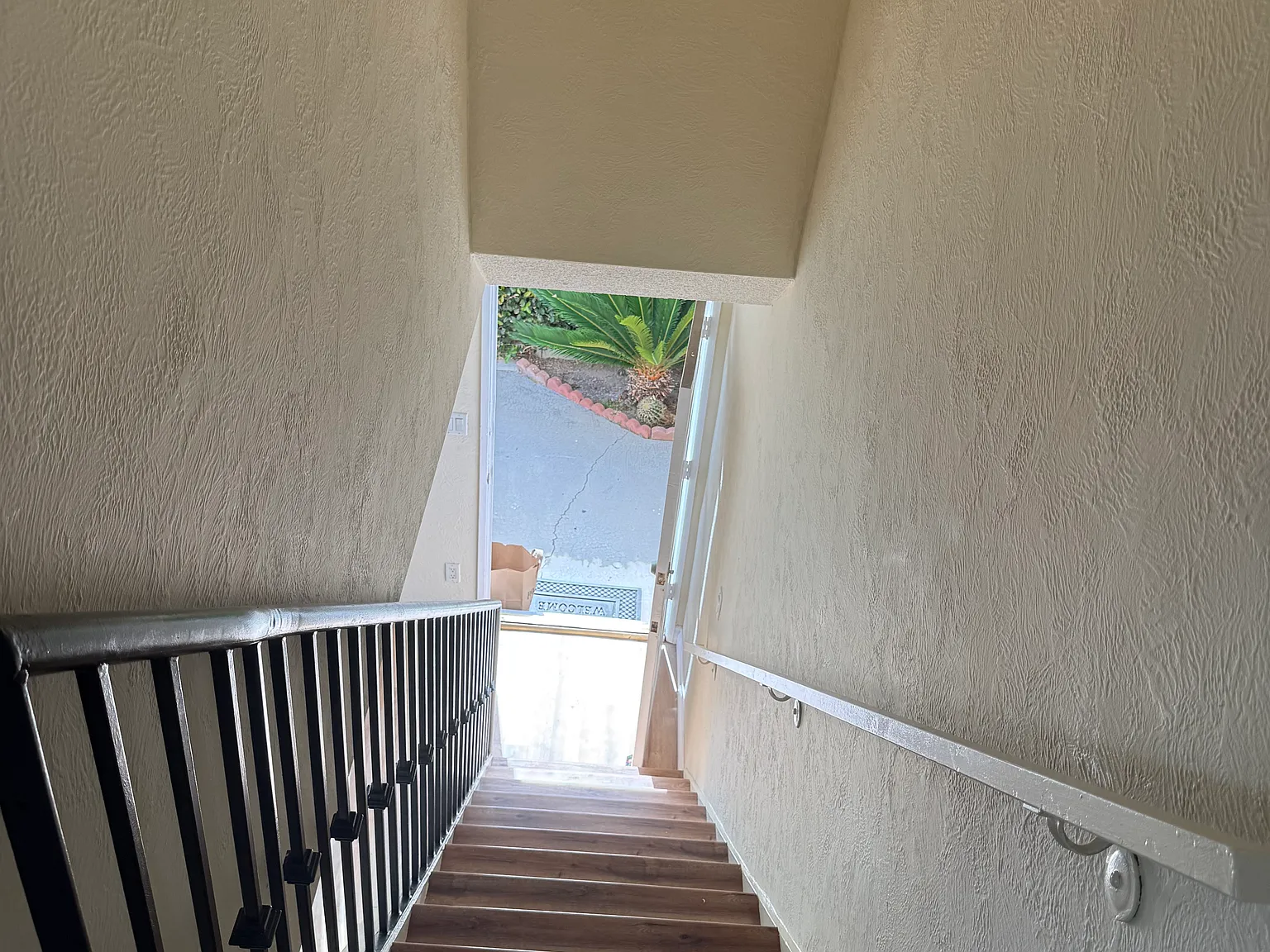 2 bed, 1.5 bath, 1500 sqft, $3,495 — Photo 3