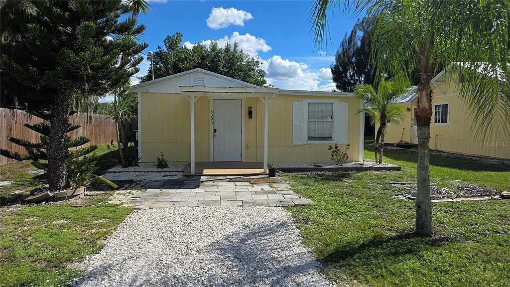 2 bed, 2.0 bath, 816 sqft, $1,175 — Photo 1