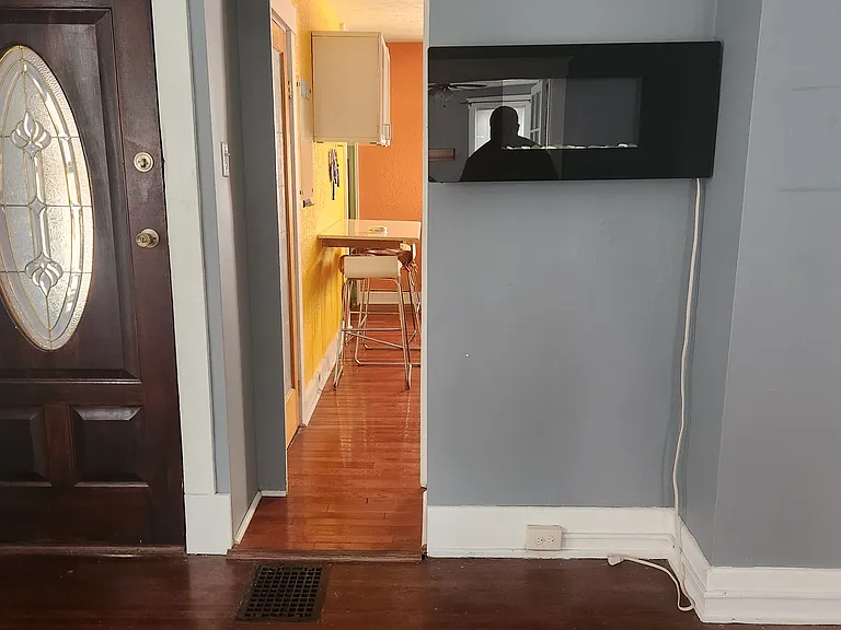 4175 Hamilton Ave #2 — Photo 13
