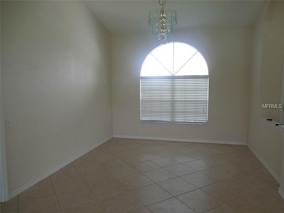 4th image of 25425 Jubal St