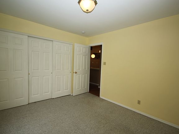 4th image of 1500 Whispering Creek Dr APT C