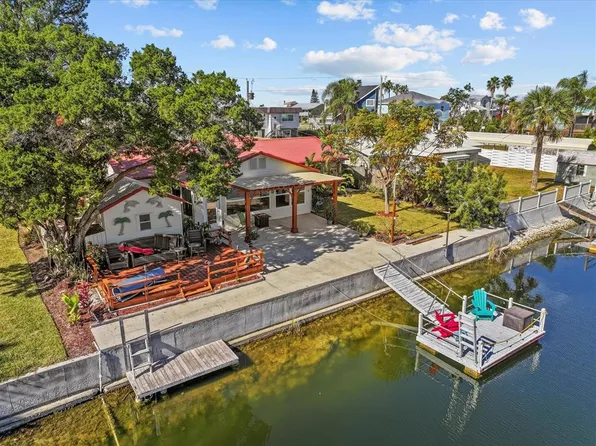 3402 Crape Myrtle Dr, Hernando Beach, FL 34607