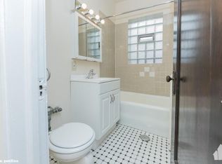 4233 N Paulina St #427, Chicago, IL 60613